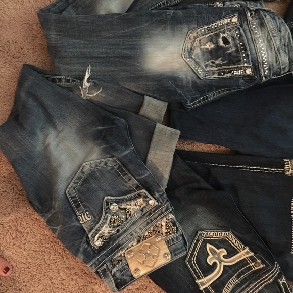 Miss me and rocks - Picture 2 of 4