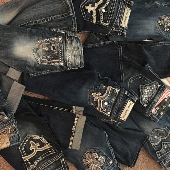 Miss me and rocks - Picture 3 of 4