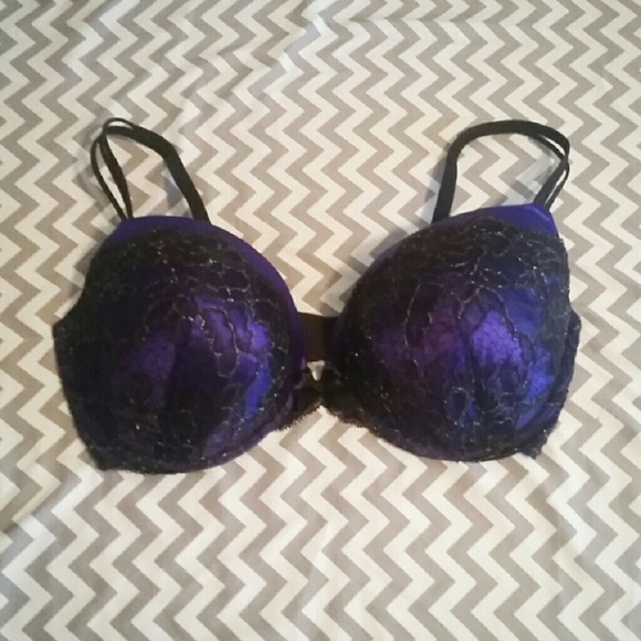 38DD Victoria's Secret Bra