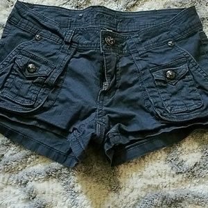 Request jeans, shorts