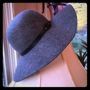 NWOT Heather Gray Floppy Hat👒