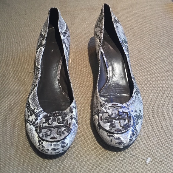 Tory Burch Gray Rattlesnake Stacked Heels