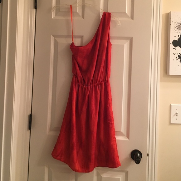 Michael Kors Dress - Picture 2 of 4