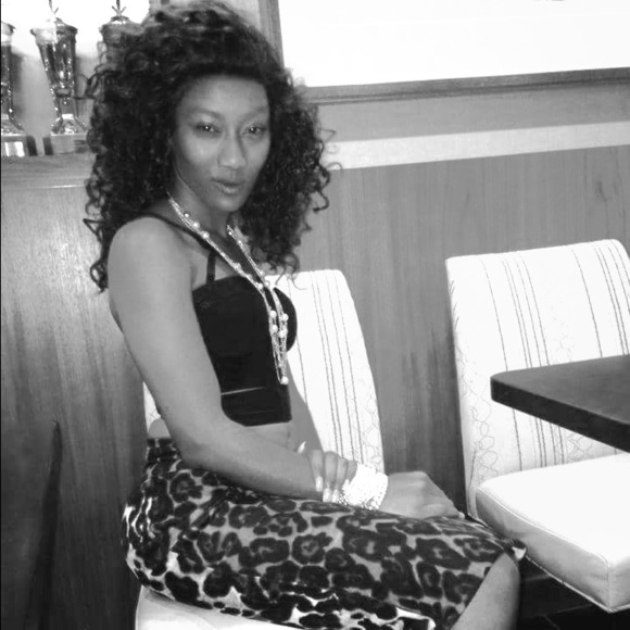 Meet your Posher, Tina