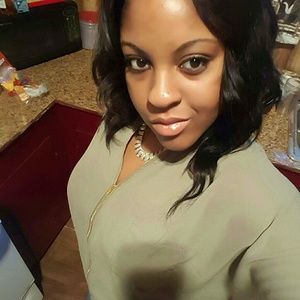 Meet your Posher, Breanna