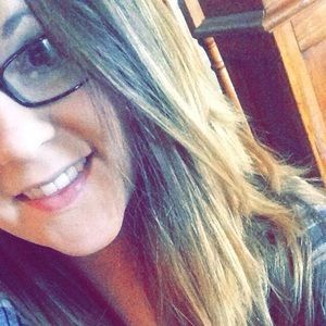 Meet your Posher, Marissa