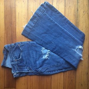 Fossil destroyed flares