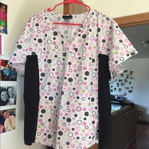 3 Cherokee scrub tops. 1 scrubsUSA top