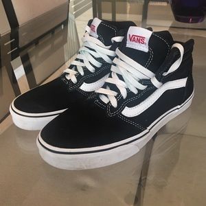 Vans black hitop women's size 8.5 men size 7
