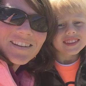 Meet your Posher, Carla