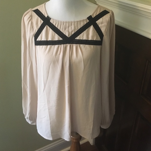 Loft top M reserved for @fashionista_lg