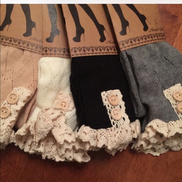 ‼️Best Selling‼️ Lace trim knee high socks - Picture 2 of 2