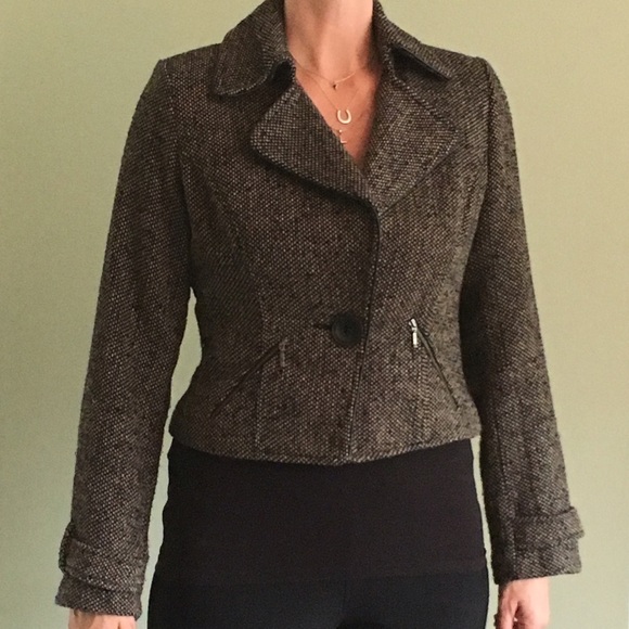 CAbi Wool Blend Tweed Short Crop Blazer #638