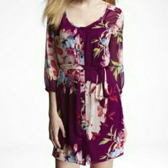 ❌SOLD❌ Express Purple Floral Dress