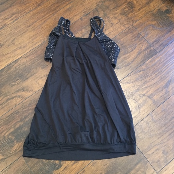 Lululemon tank