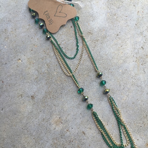 Long Green and Gold Statement Necklace - Picture 4 of 4
