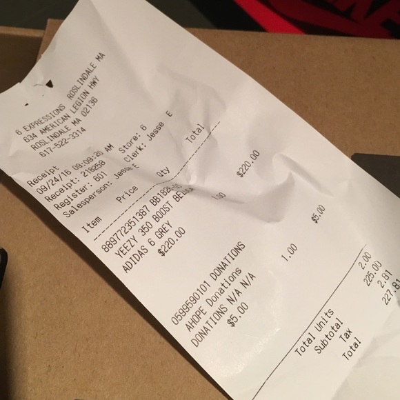 Yeezy 350 Boost V2 Beluga - Picture 2 of 4
