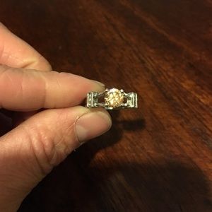 Beautiful Topaz Ring Size 7