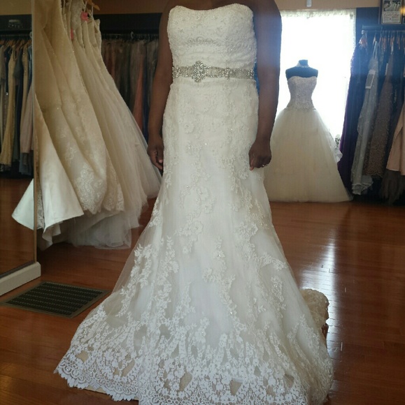 Ivory Wedding Dress Style 2144 extras inc. - Picture 1 of 4