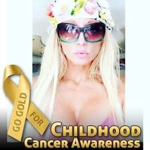 Meet your Posher, Kelli