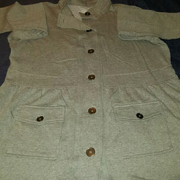 Style & Co. - Picture 3 of 3