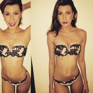 Acacia bikini TRADING