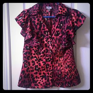 Pink leapord print shirt