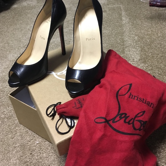 Authentic Christian Louboutin black open toe pump - Picture 2 of 4