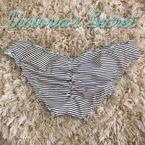 Victoria's Secret Ruffled Cheeky Bottoms