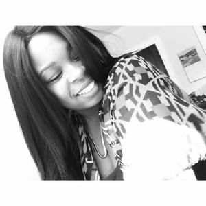 Meet your Posher, Vanessa