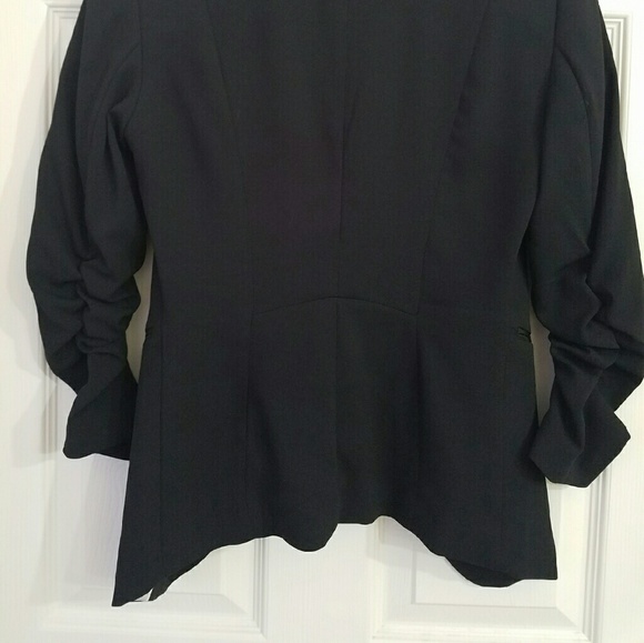 H&M blazer - Picture 2 of 3