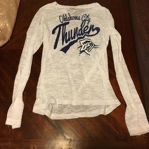 Comfortable Thunder Shirt Size S