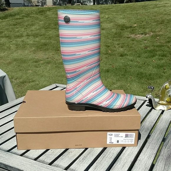 💚 $20 OFF WEEKEND SALE UGG RAIN BOOTS WINTER BOOTS - Picture 2 of 4