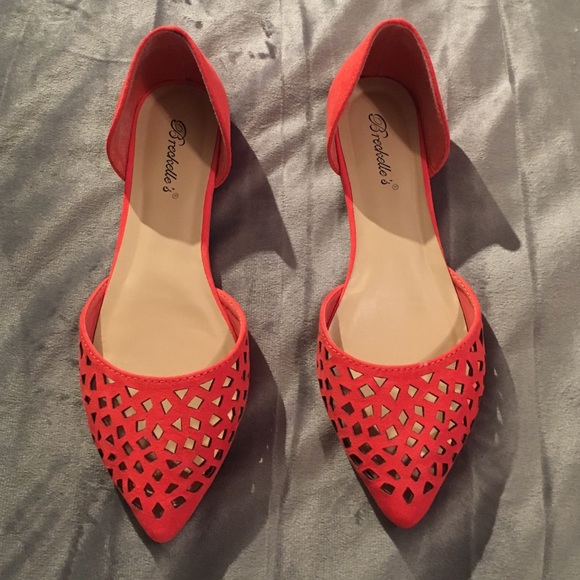 Hot pink laser cut flats