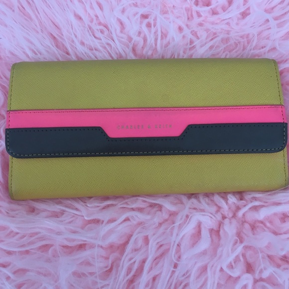 Charles and Keith Wallet!