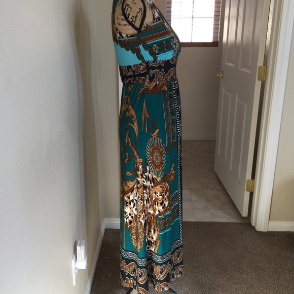 💙👗 - Picture 3 of 4