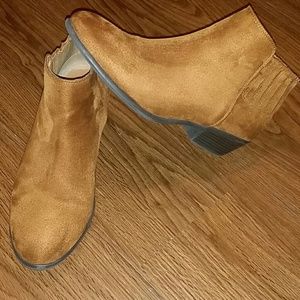 Charlotte Russe ankle boots