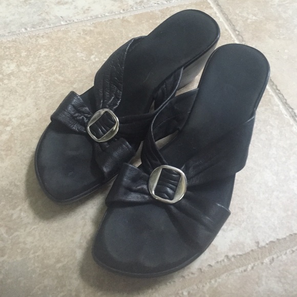 Onex black leather slip on wedges