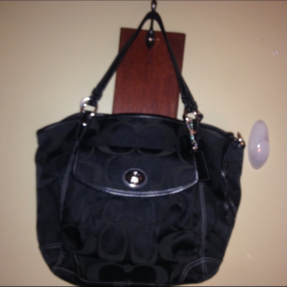 SOLD❌Black Coach Purse medium/large