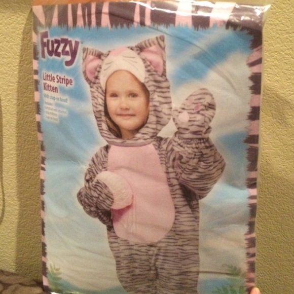 Kitten costume