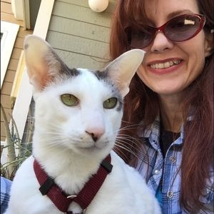 Meet your Posher, Laurel