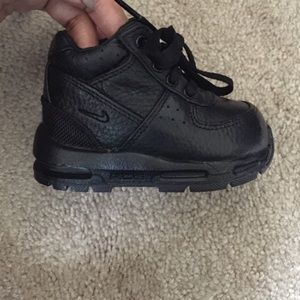 Baby boy Nike boots ACG size 4C