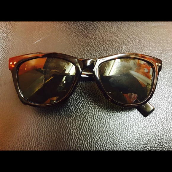 Cole hann sunglasses