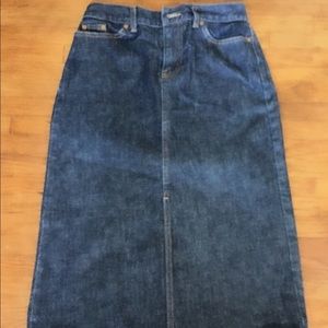 Gap woman's denim skirt