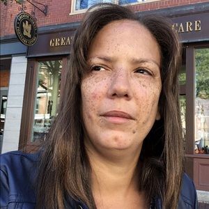 Meet your Posher, Sara