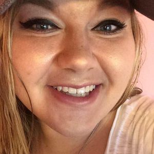 Meet your Posher, Jade