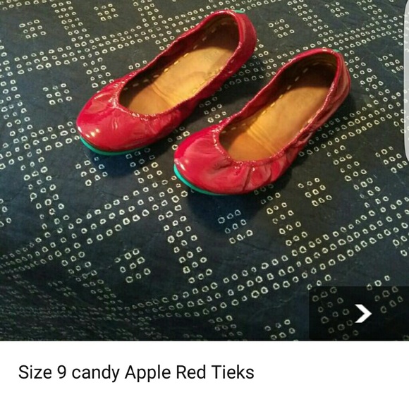 Size 9 Candy Apple Red Tieks!