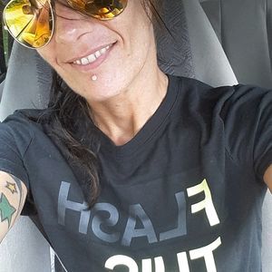 Meet your Posher, Roxanne