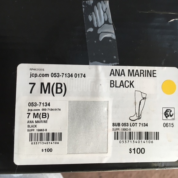 Over the knee boots - Picture 3 of 3