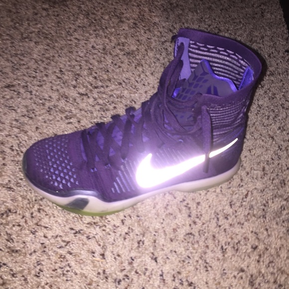 Nike Kobe basketball shoes